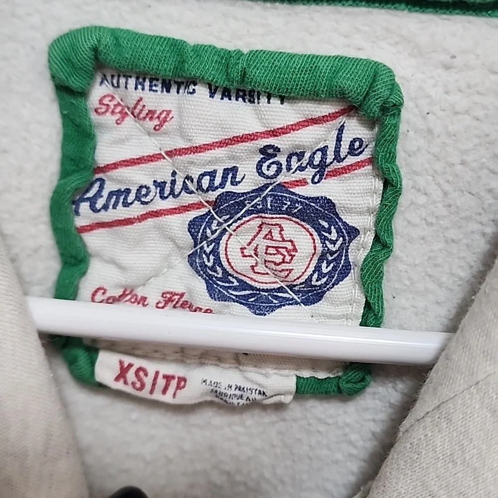American Eagle Outfitters Pullover - Picture 5 of 7